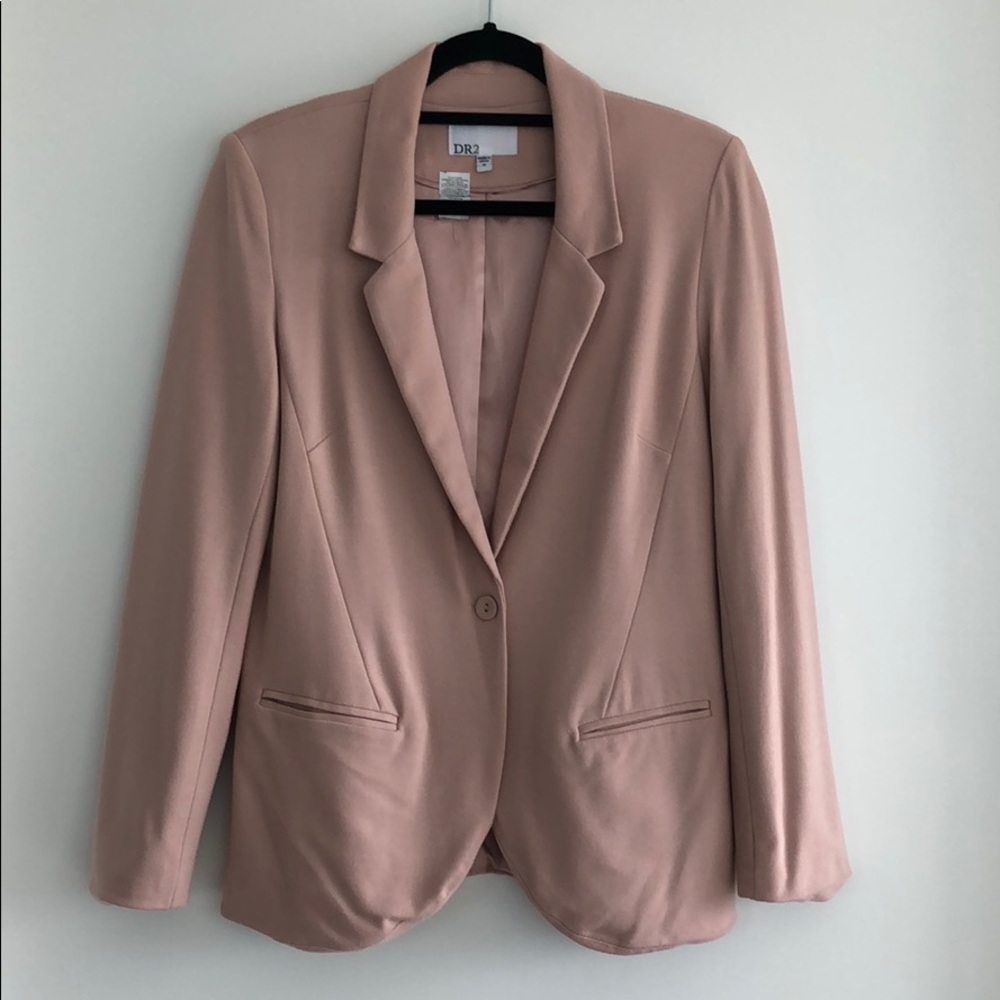 Cream/light pink blazer